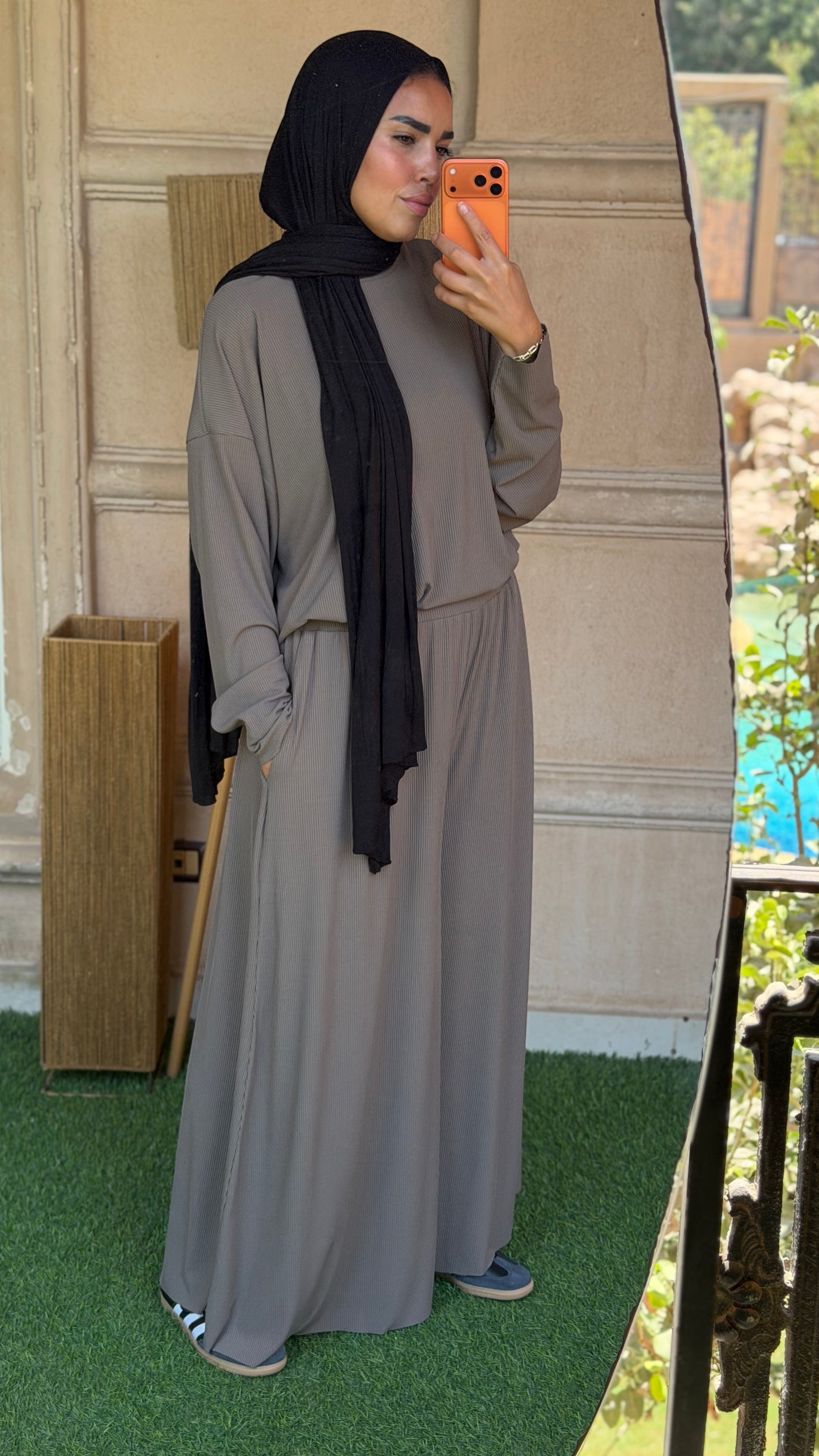 Grayish Modest Set